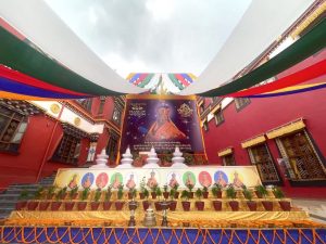 མཚམས་སྦྱོར། རྩོམ་ཡིག་གོང་མ།