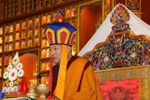མཚམས་སྦྱོར། རྩོམ་ཡིག་གོང་མ།